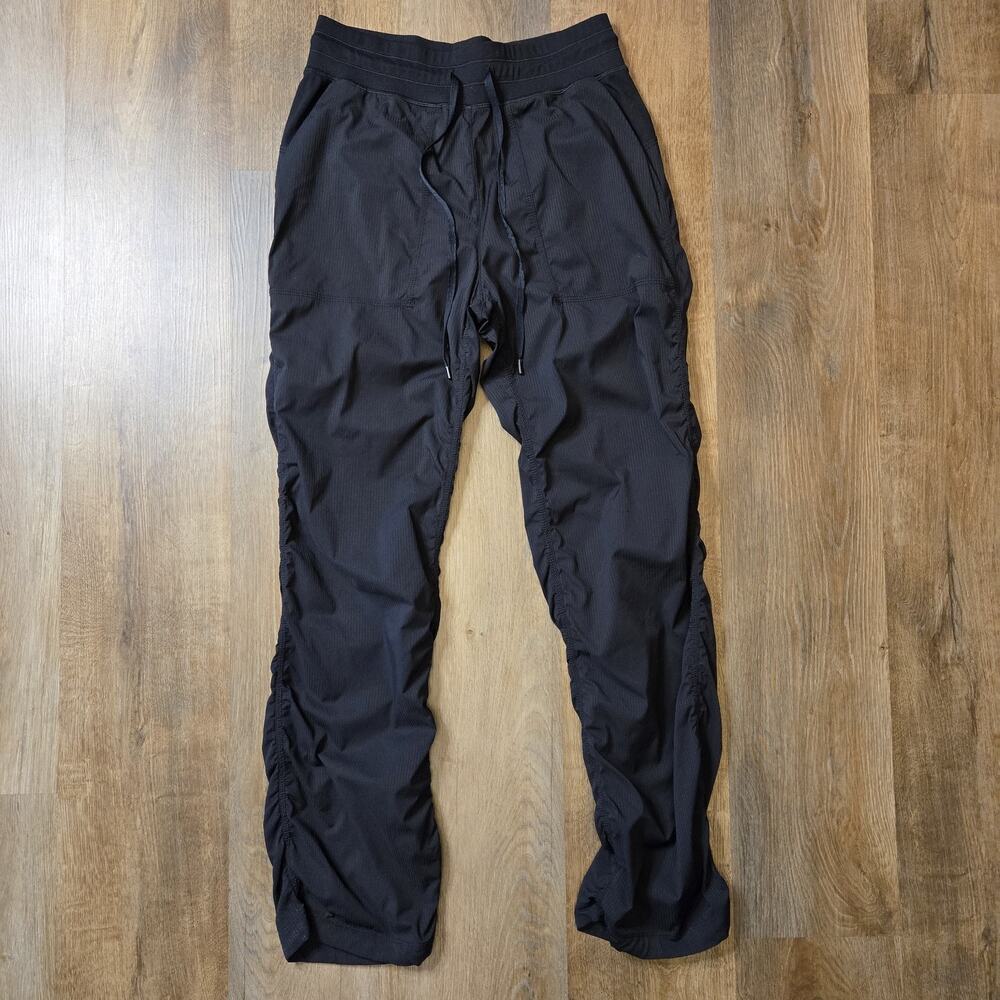 Crazy Yoga Women's Lightweight High Rise Ruched Straight Leg Pants Black Small